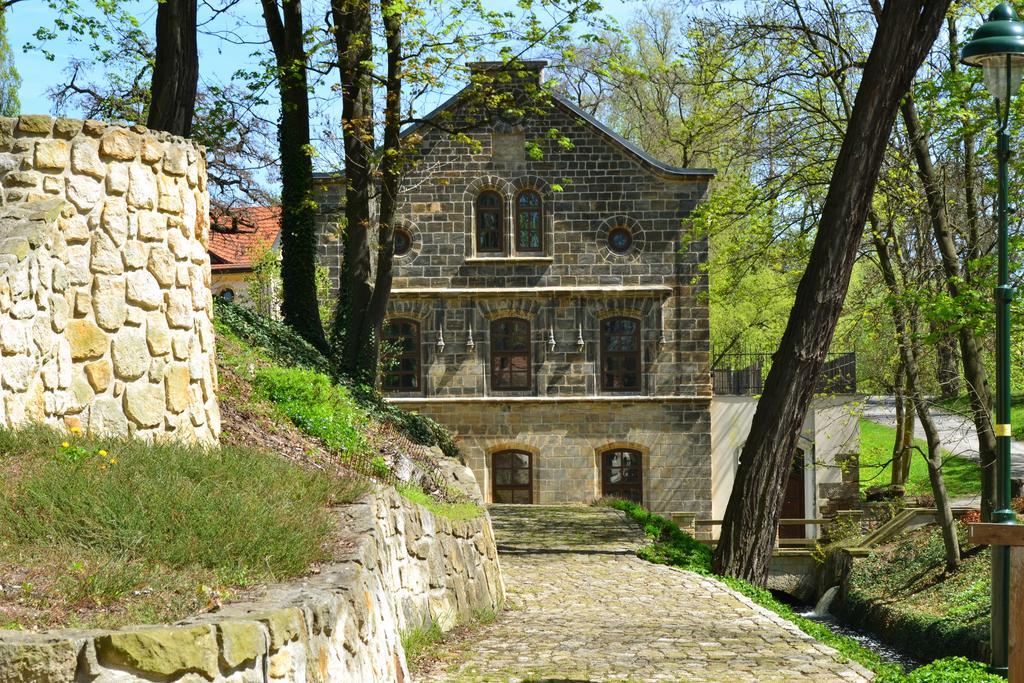 Pension U Hastrmana Прага Экстерьер фото
